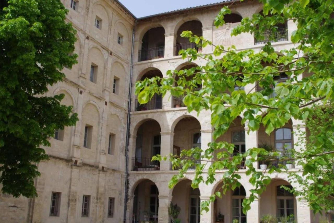 Διαμέρισμα 75 τ.μ. με 2 υπνοδωμάτιο και 1 ιδιωτικό μπάνιο σε Κέντρο Πόλης Αβινιόν Εξωτερικό φωτογραφία